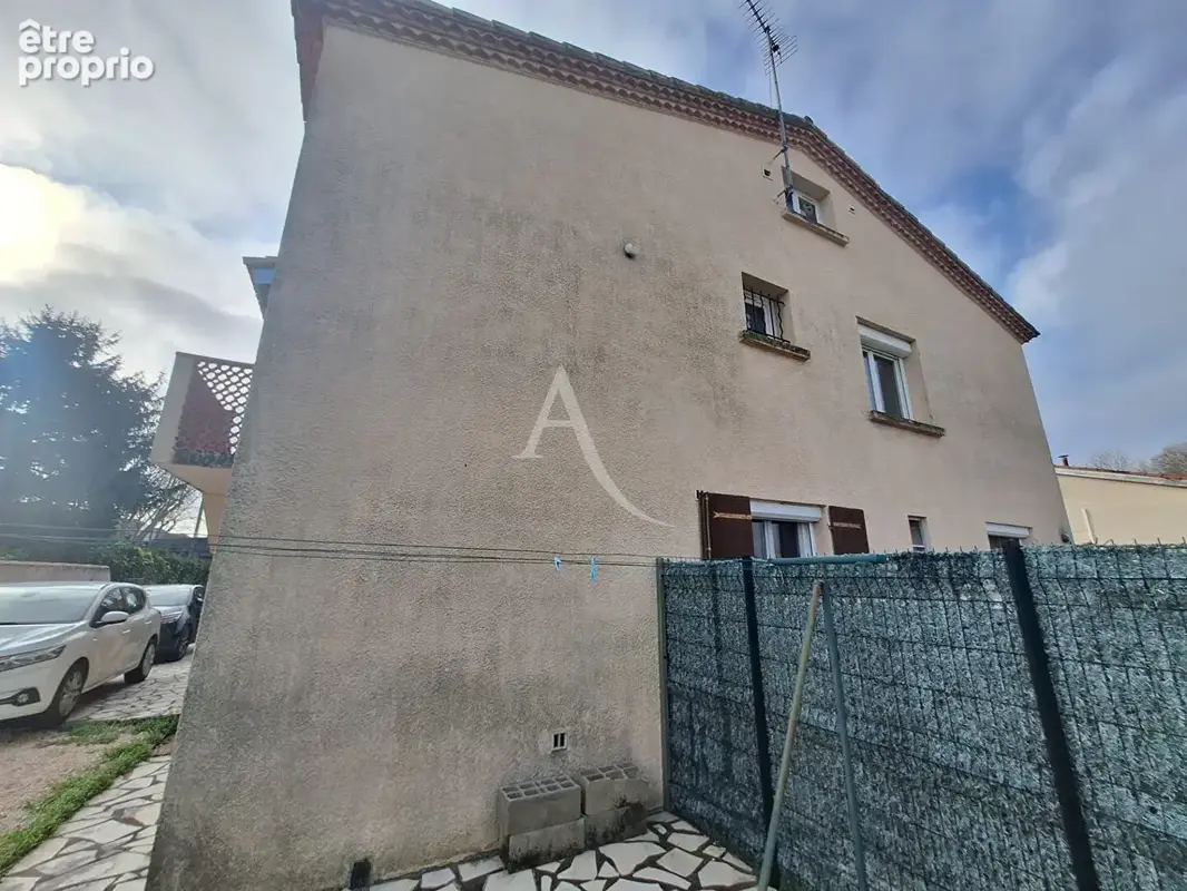 A VENDRE - Maison divisée en 2 appartements 165 m2 - photo 4