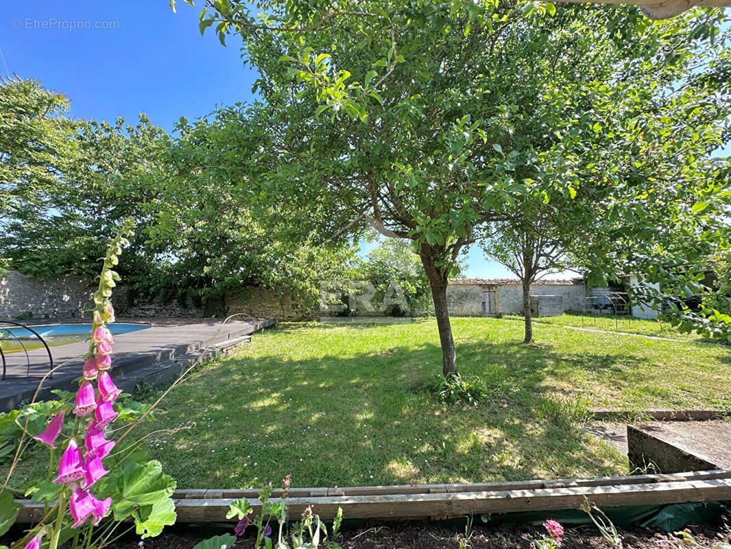 Autre à GUERCHEVILLE