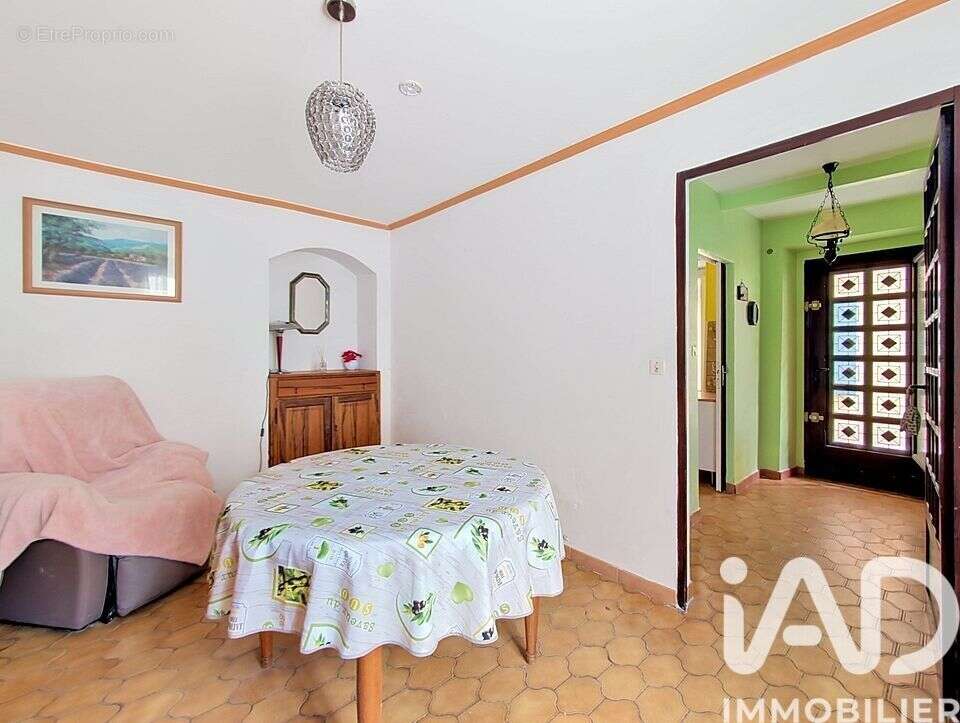 Maison 75 m² à Pernes-Les-Fontaines  - photo 2