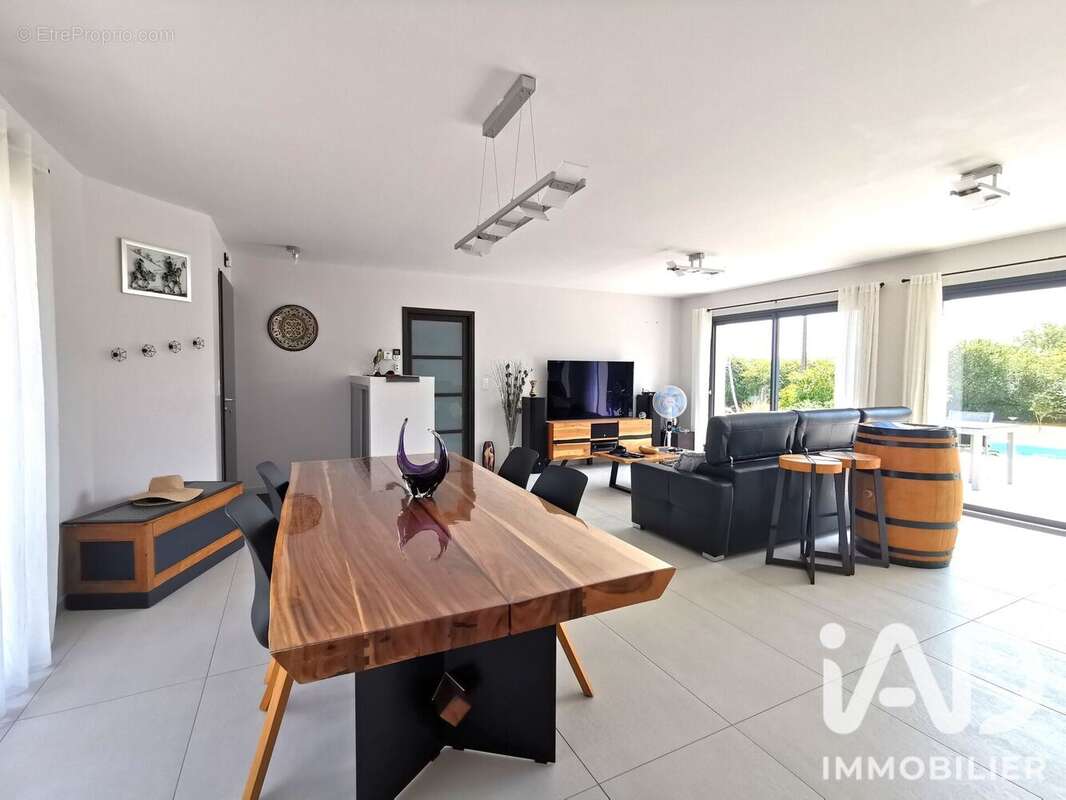 Maison 125 m² à Figeac  - photo 8