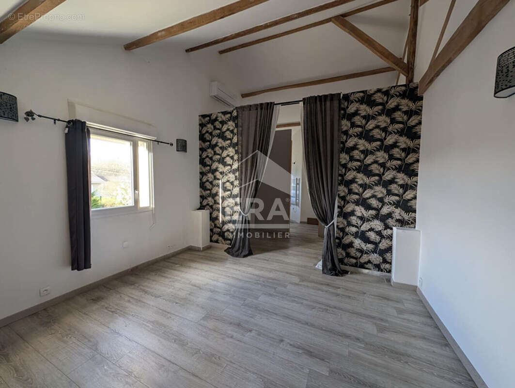 Maison à MONTPON-MENESTEROL