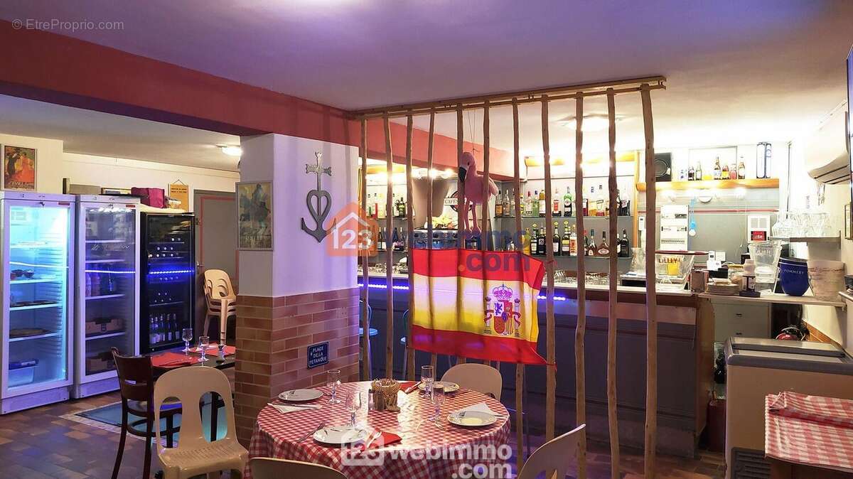 Commerce 75 m² à Saintes-Maries-De-La-Mer  - photo 49