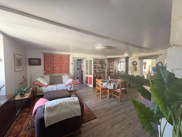 Maison à SOUZAY-CHAMPIGNY