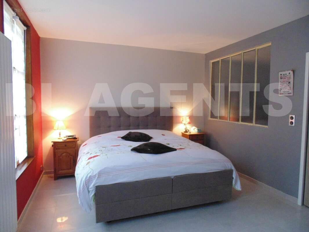 DSC01609 - Maison à VEZELAY