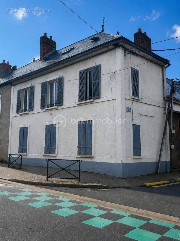 Appartement à ANGERVILLE