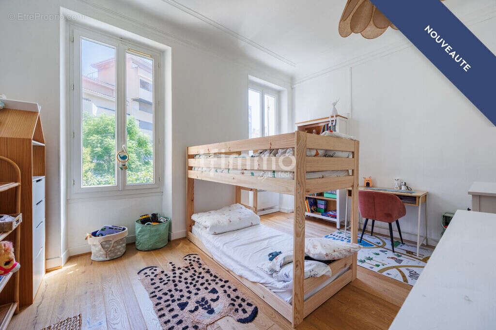 Appartement à MARSEILLE-6E
