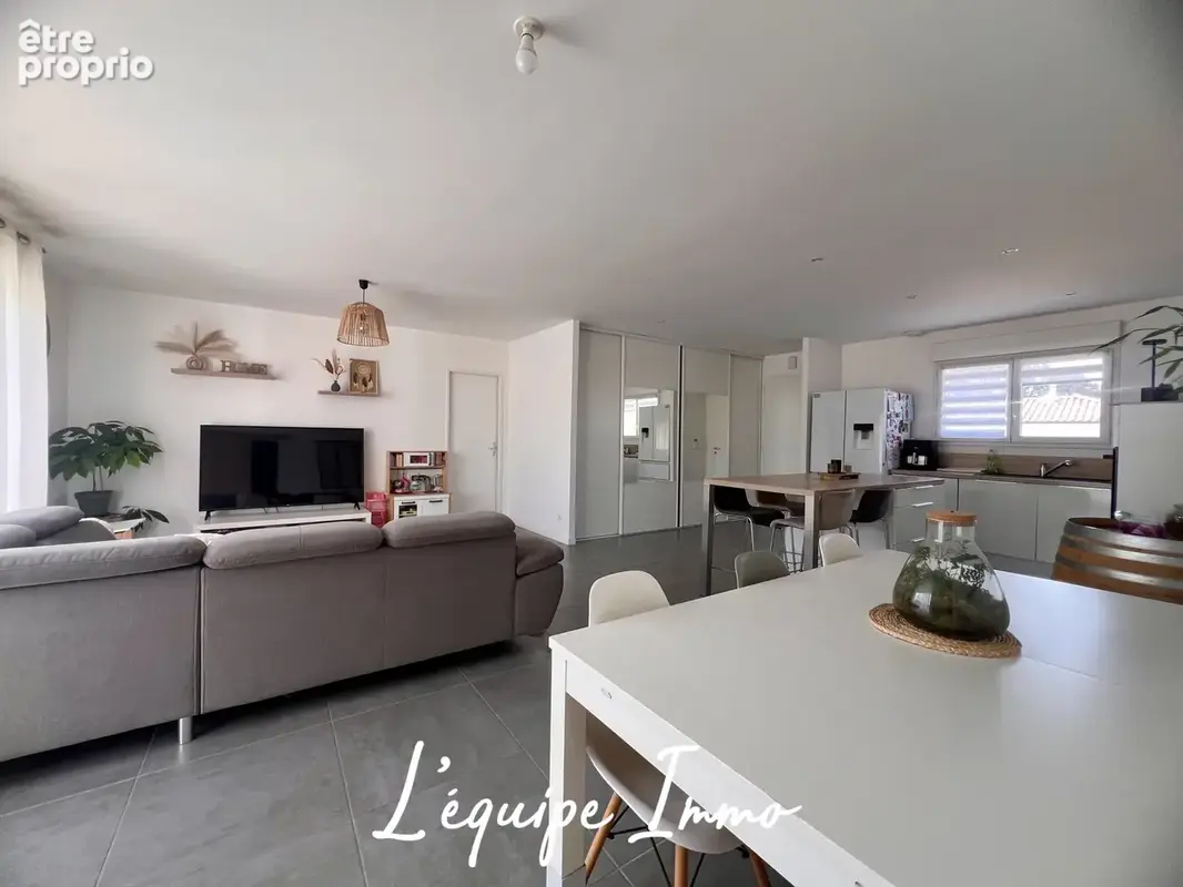 Villa t5 plain pied avec piscine - photo 9