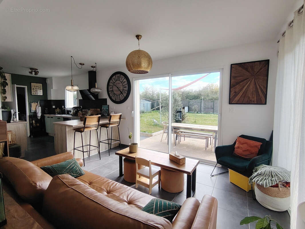 Maison à LA TURBALLE