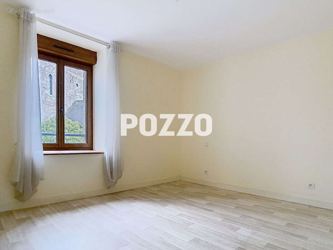 A Vendre - Sacey - Maison 7 pièce(s) 166 m² - photo 9