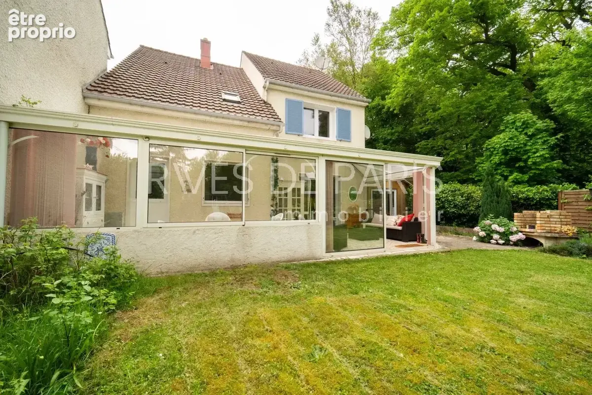 Vente Maison familiale 5 PIECES avec véranda – 122m2 + 25m2 – terrain de 449m2 - photo 2