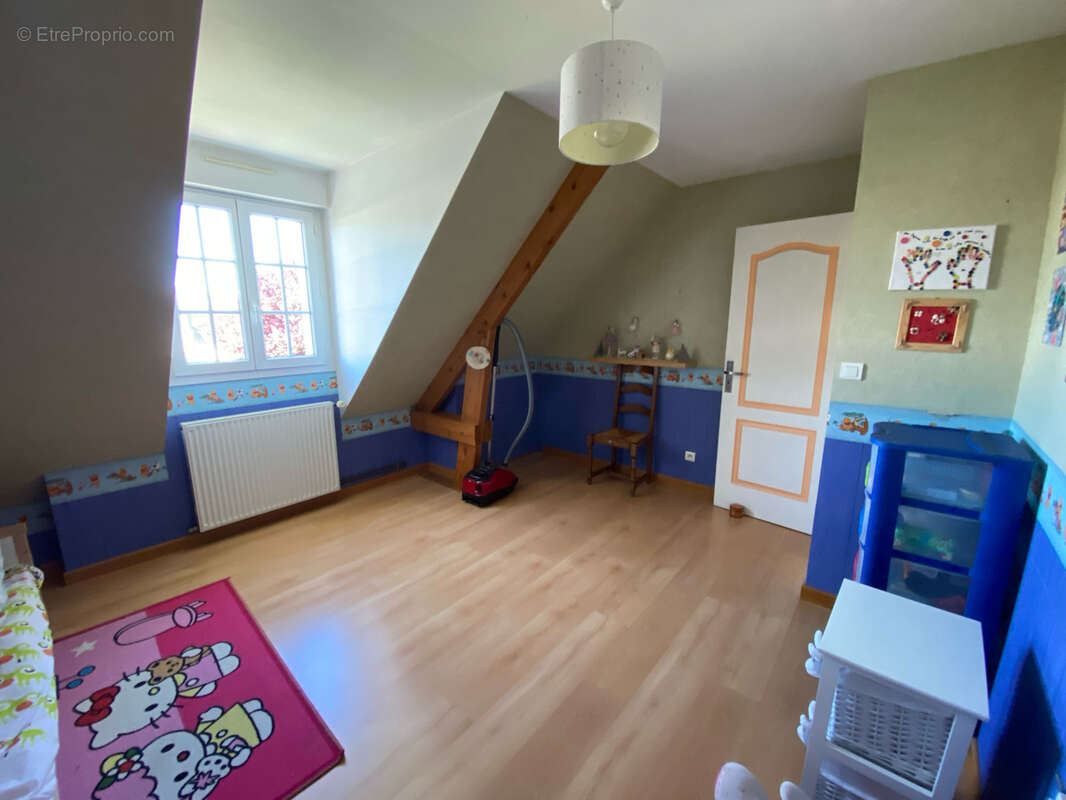Maison à POIX-DE-PICARDIE
