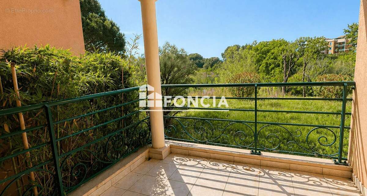 Appartement à FREJUS