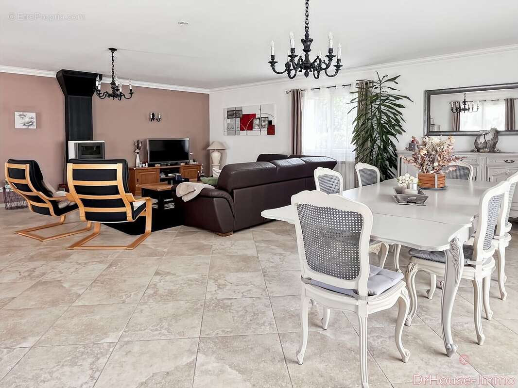 Maison 230 m² à Troyes  - photo 9