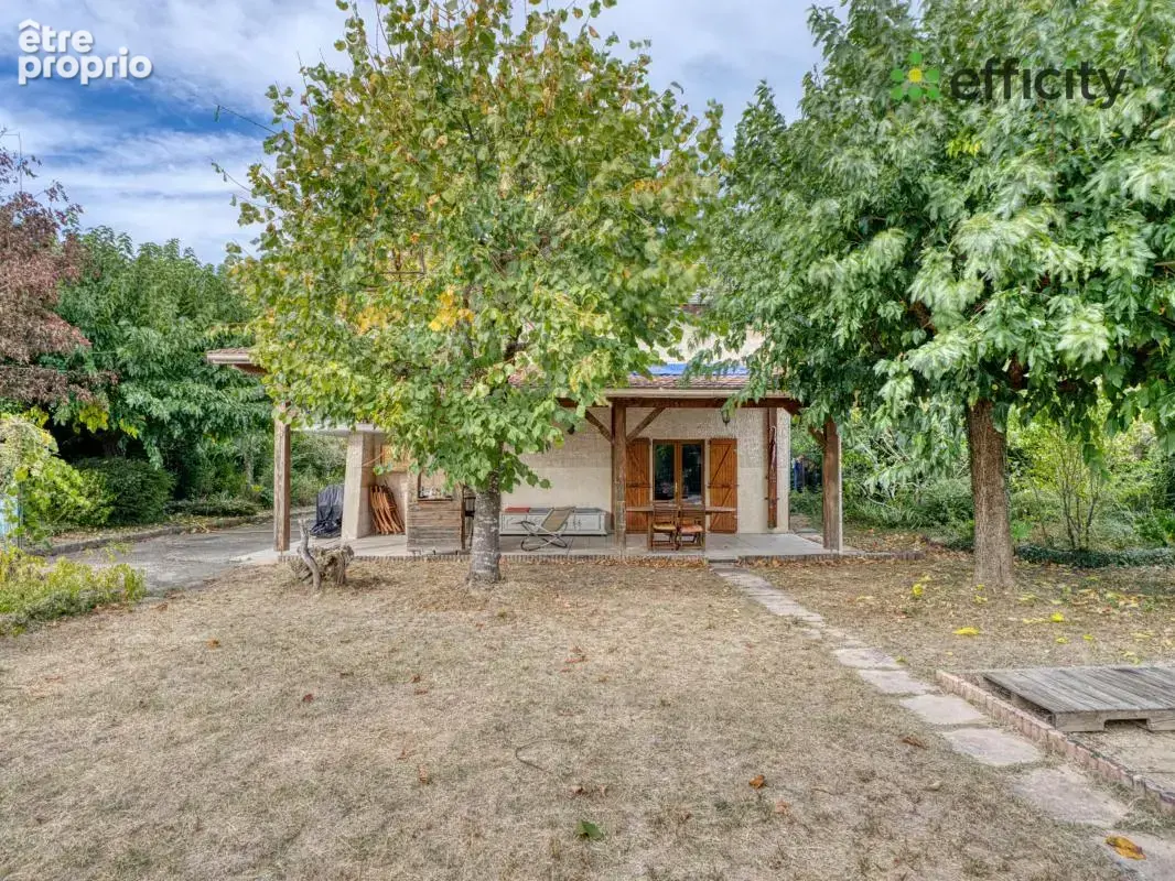 Maison 10 pièces 224 m² à vendre à Saint-Romain-De-Jalionas (38460) - photo 2