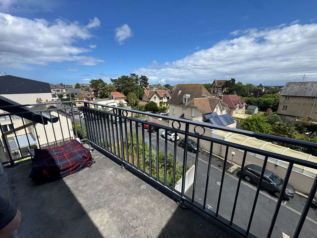 Appartement à OUISTREHAM