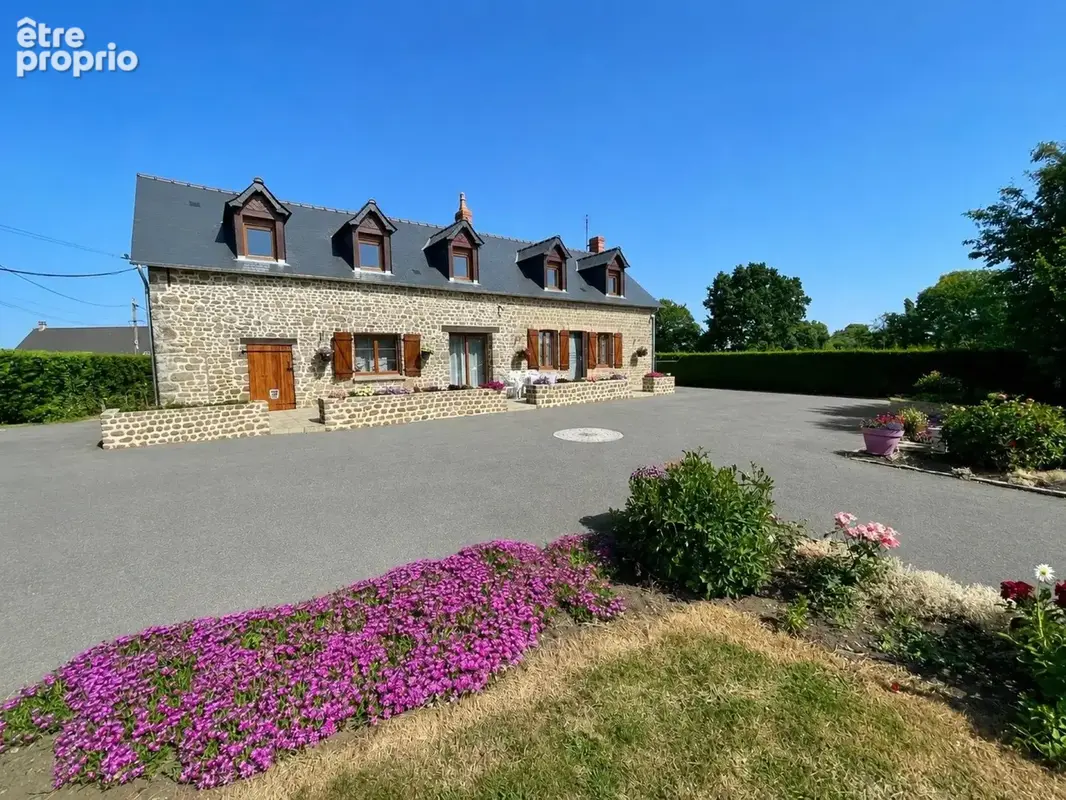 Photo 1 - Maison à CHARCHIGNE