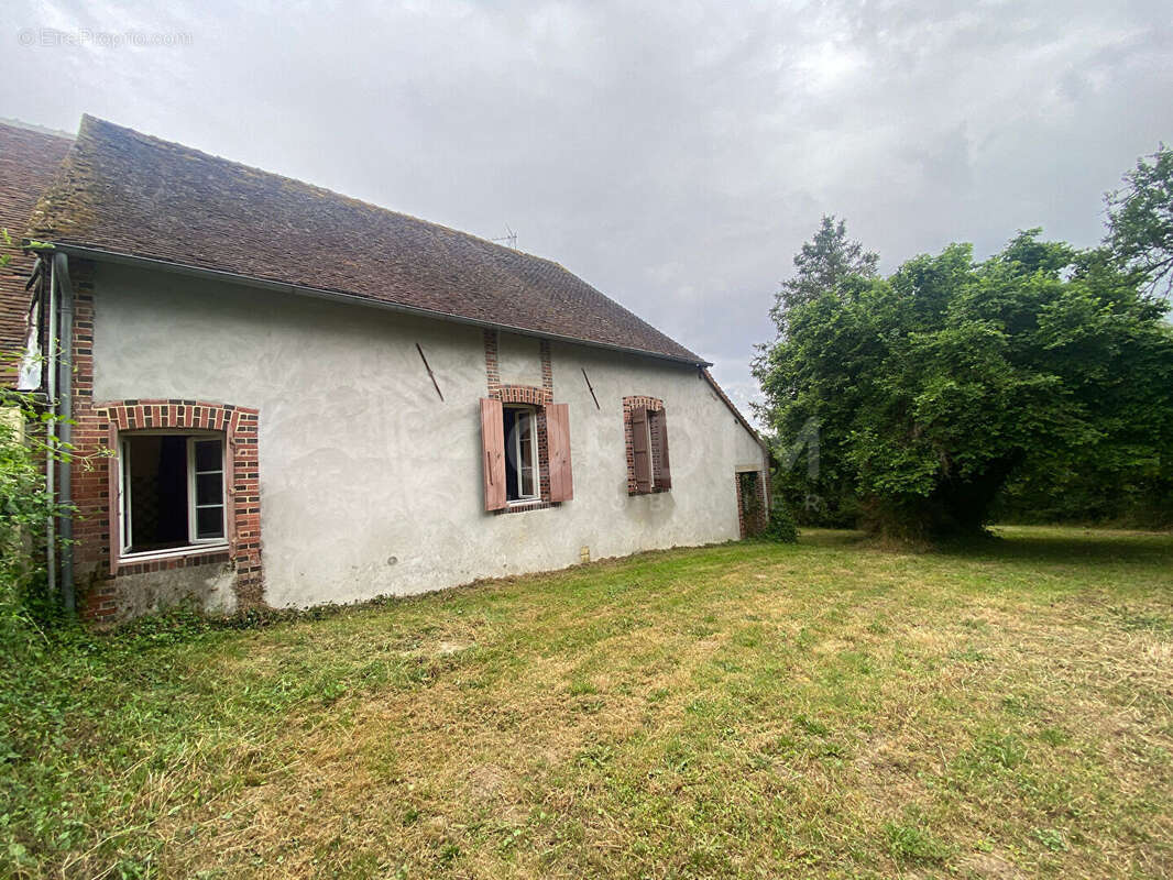 Maison à CHARNY