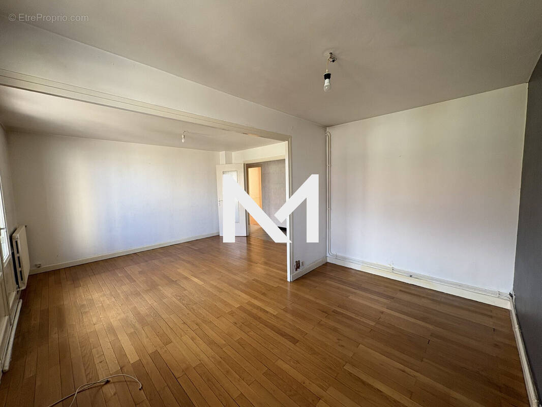 Appartement à SEYSSINET-PARISET