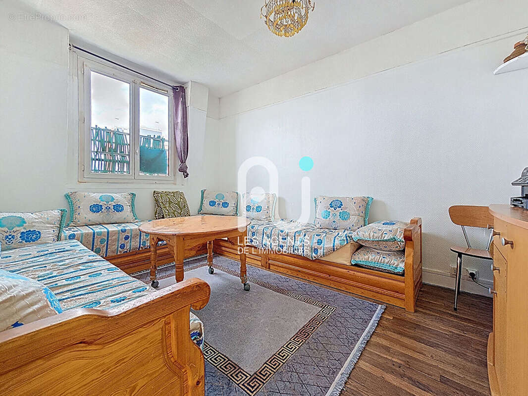 Appartement à GENNEVILLIERS