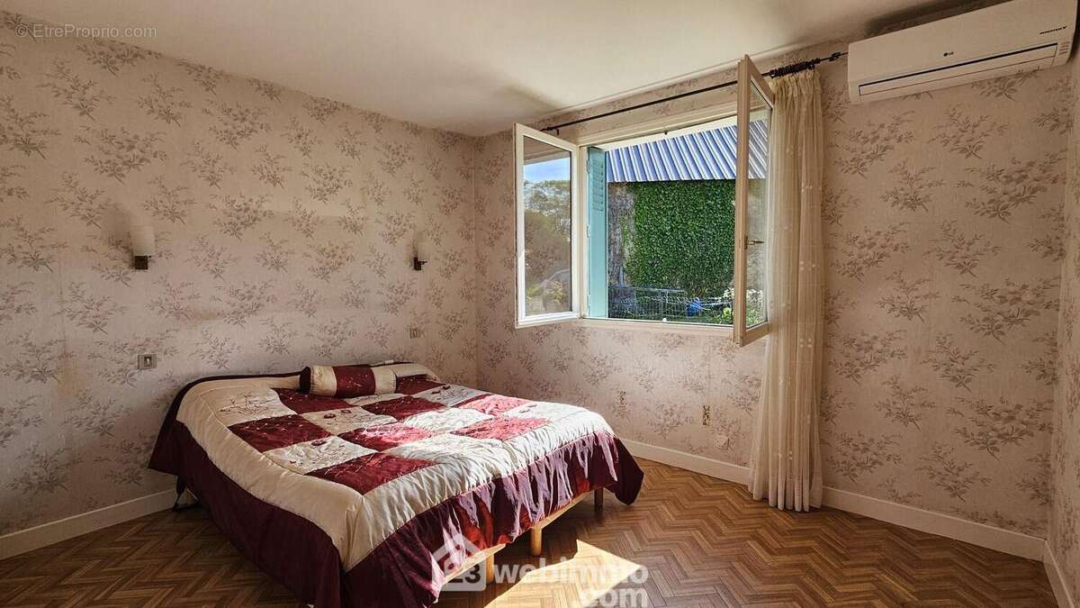 Maison 115 m² à Lamarque-Pontacq  - photo 9