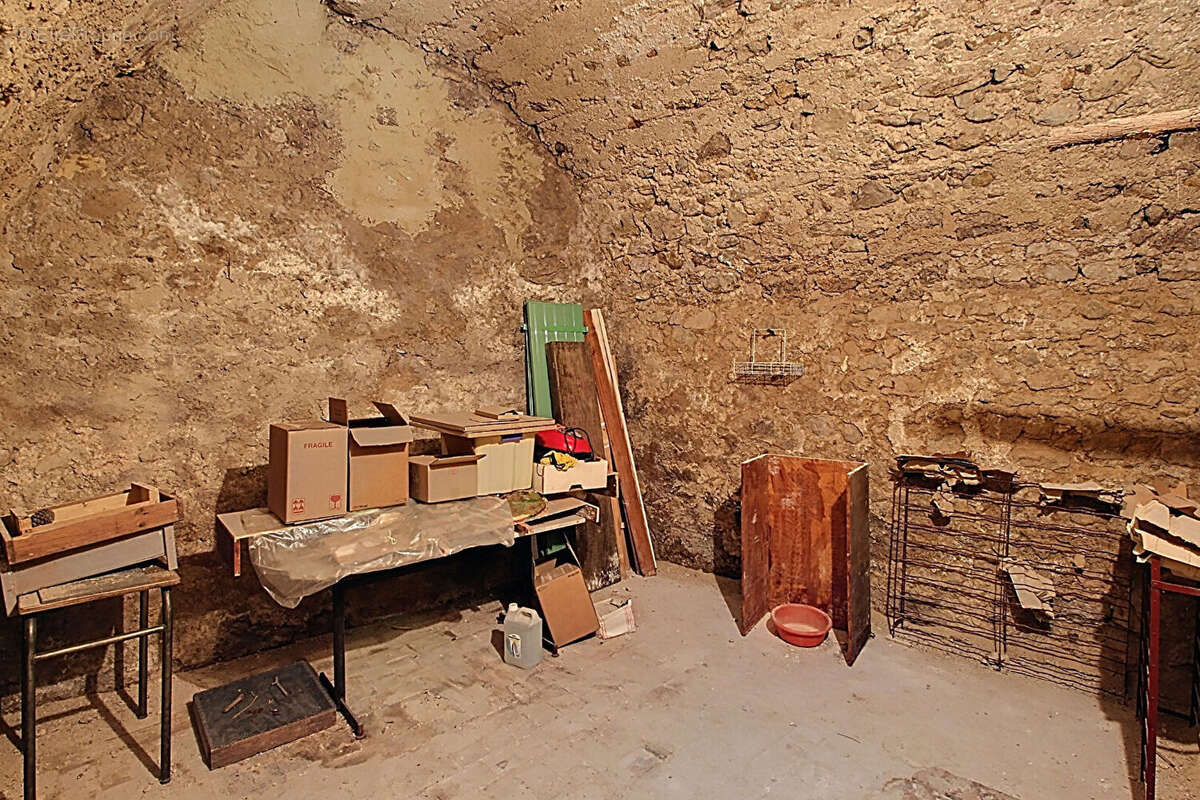 Appartement à VILLECROZE