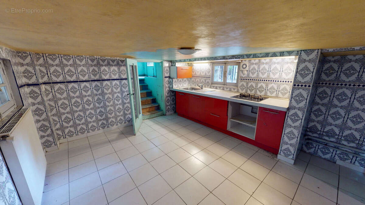 Exclusivité Guy Hoquet : Maison de ville avec extérieur et box à Montreuil - photo 3