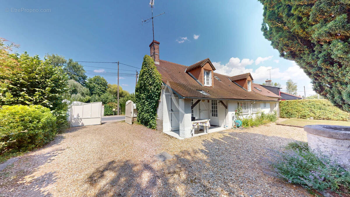 Maison à VRIGNY