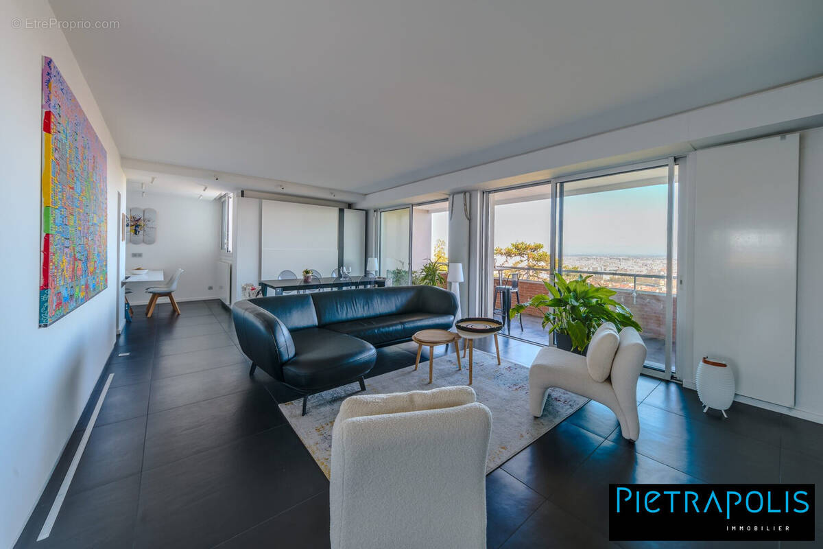 Appartement 115 m² à Sainte-Foy-Les-Lyon  - photo 5