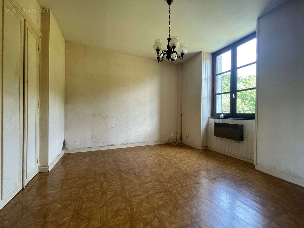 Appartement de type t2 a condat - photo 3