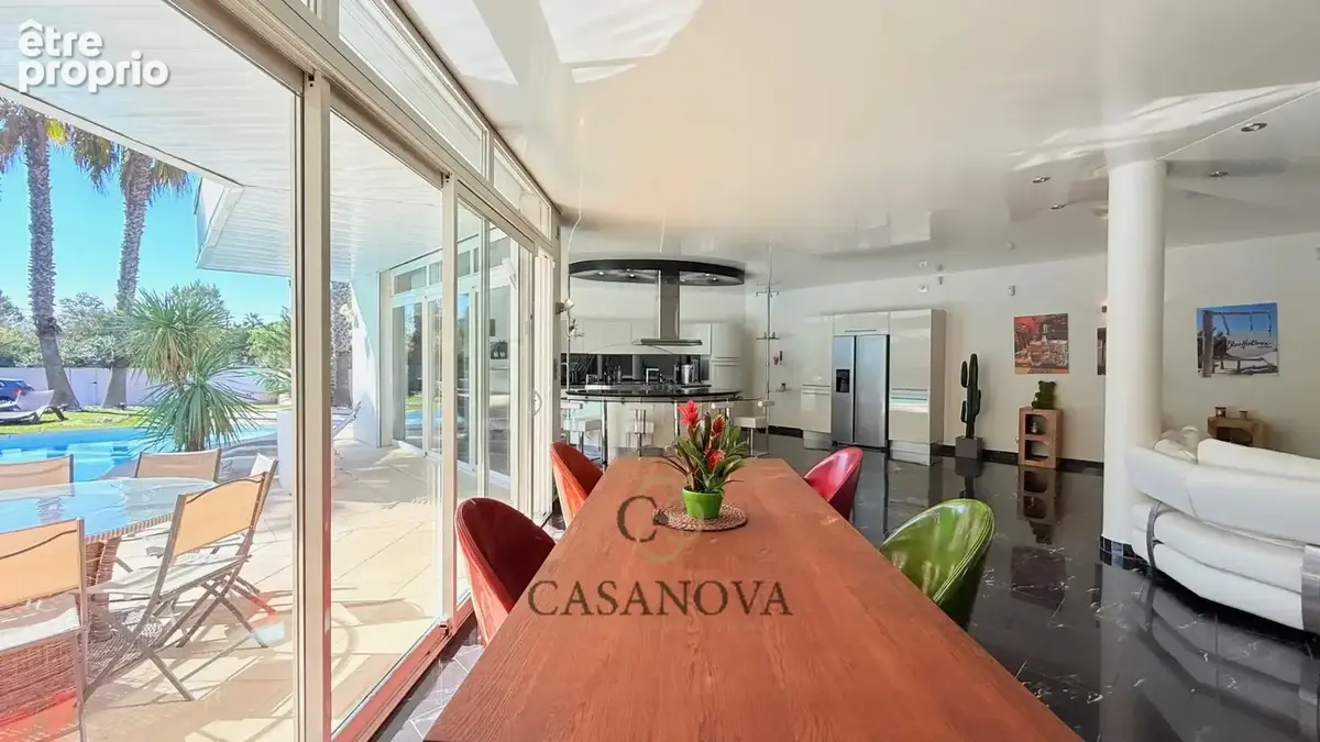 Villa d'architecte entre douceur et art de vivre - photo 9