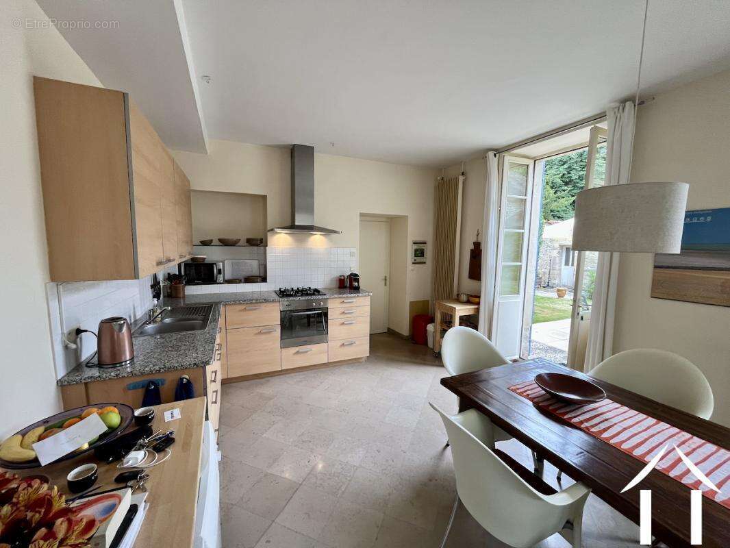 Maison à ANCY-LE-FRANC