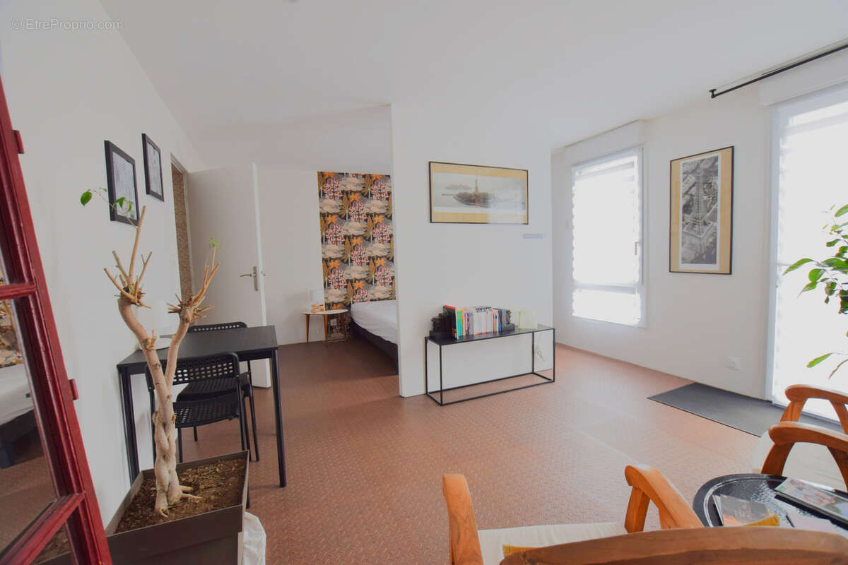 Maison à BRISSAC-QUINCE