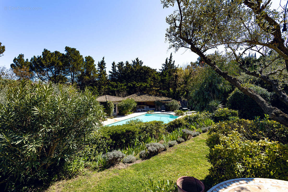 Maison à JONQUERETTES