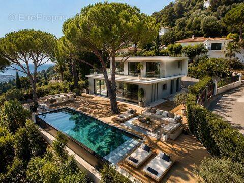 Maison à ROQUEBRUNE-CAP-MARTIN