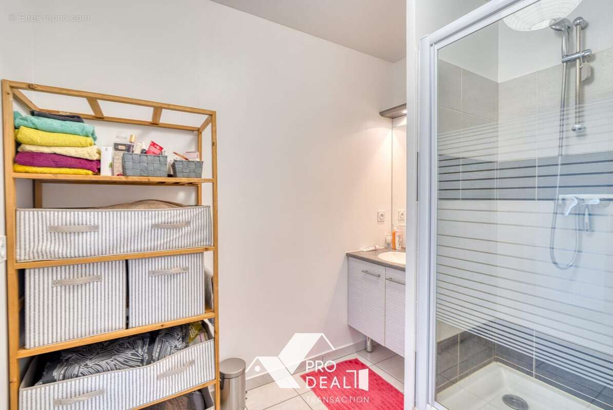 Appartement à BRON