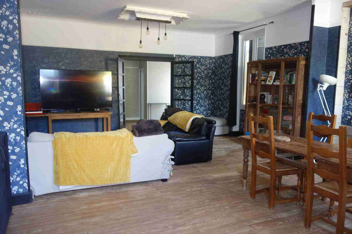 Maison à SAINT-AUBIN-DE-BLAYE