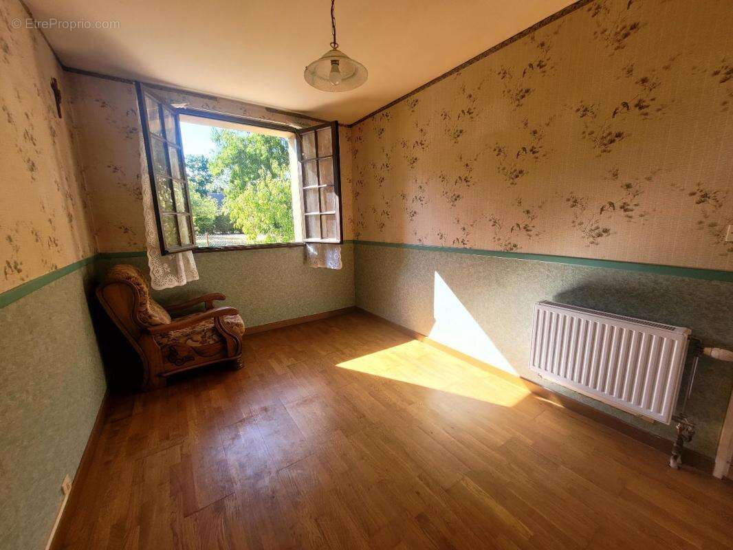 Maison 75 m² à Janville  - photo 6
