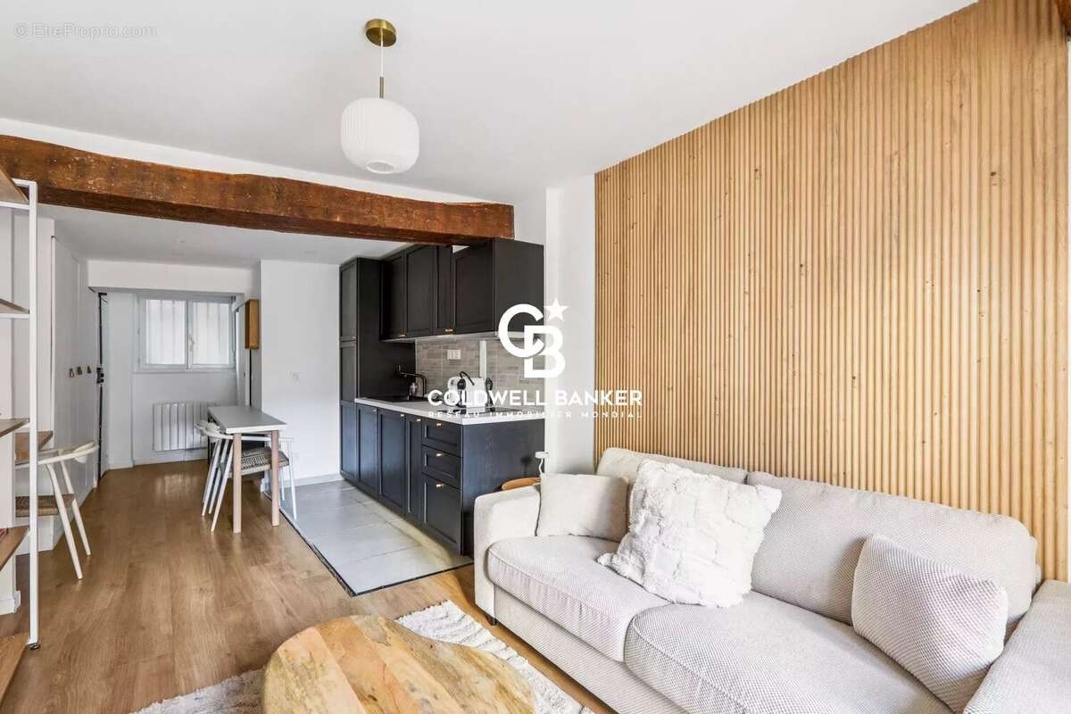 Appartement à PARIS-6E