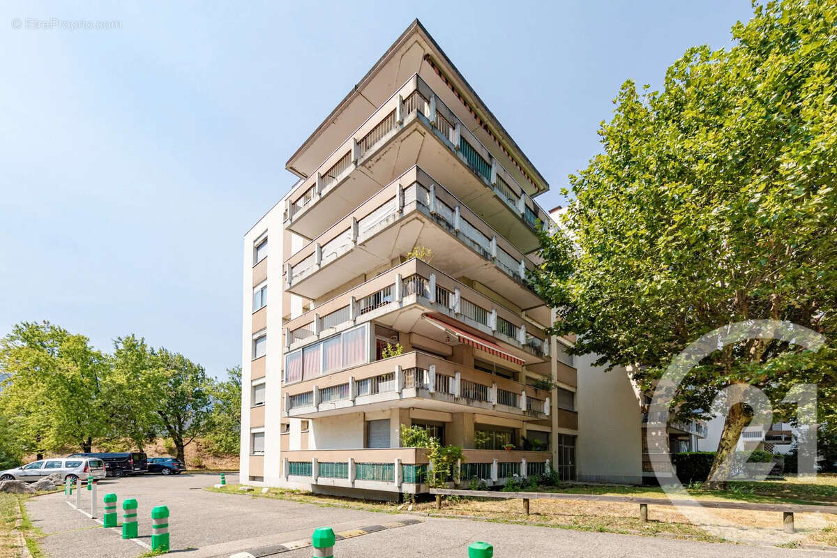 Appartement 82 m² à Grenoble  - photo 11