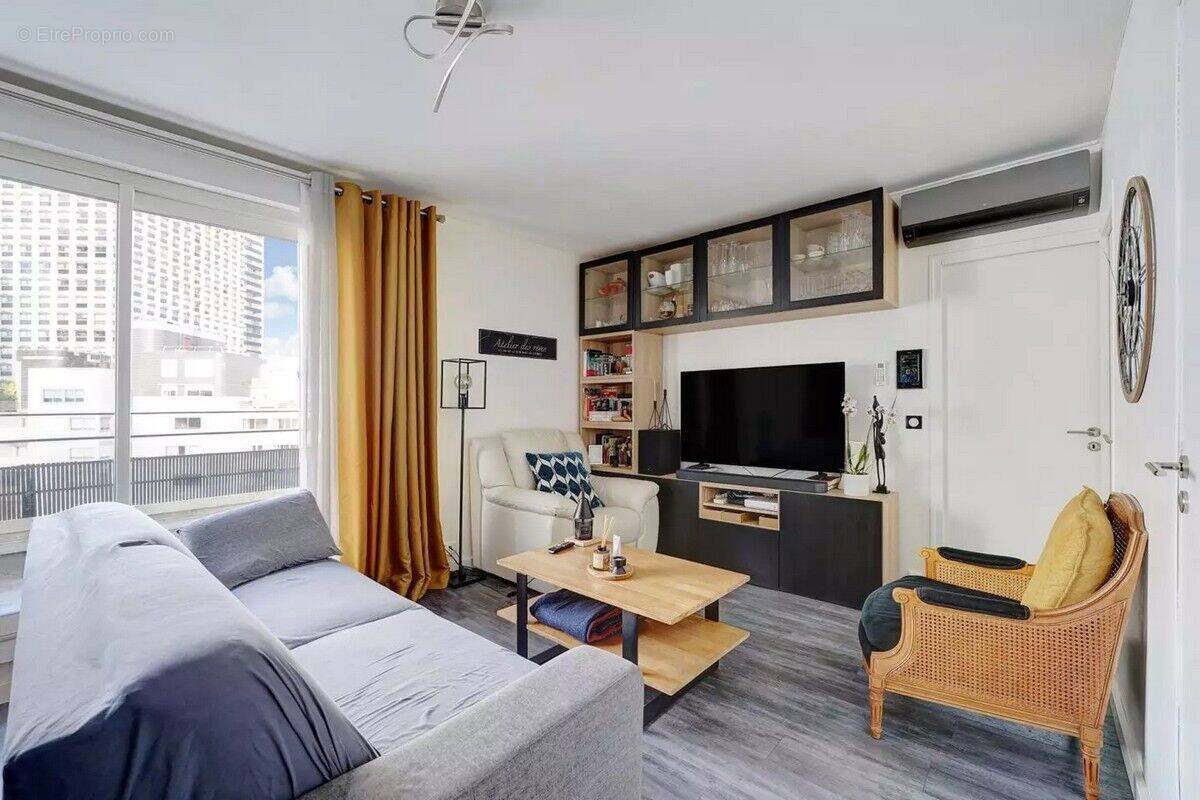 Photo 1 - Appartement à PARIS-15E