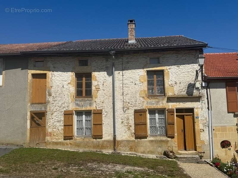 Magnifique Maison de Village à rénover. TAILLY (08) - photo 5