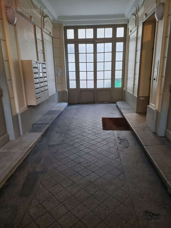 Appartement à PARIS-11E