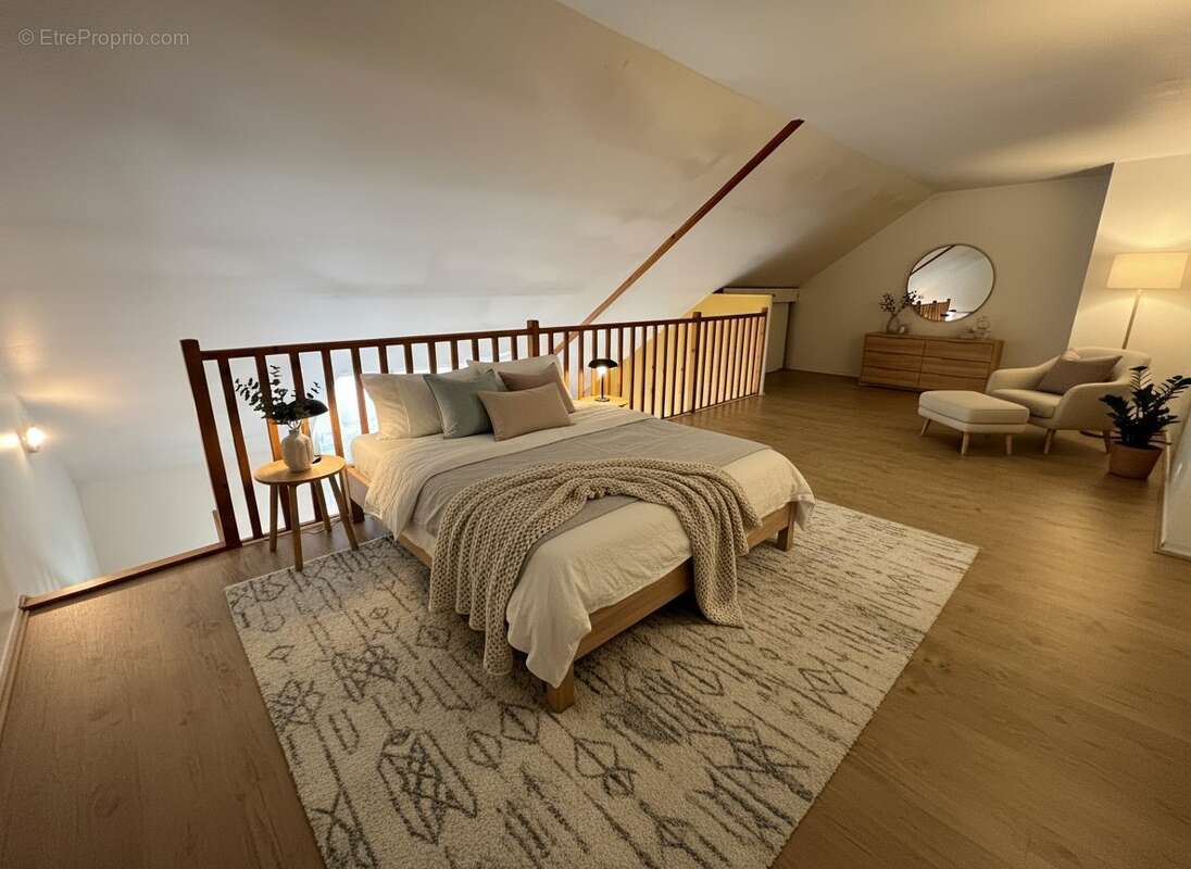 Appartement à LES CLAYES-SOUS-BOIS