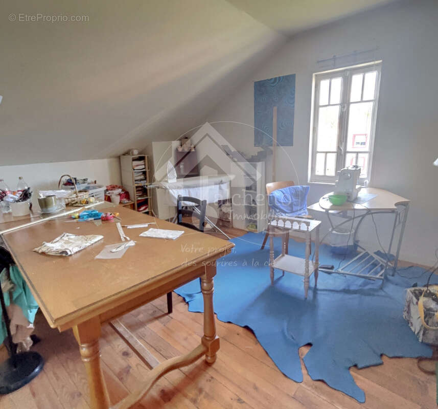 Maison à PUY-GUILLAUME