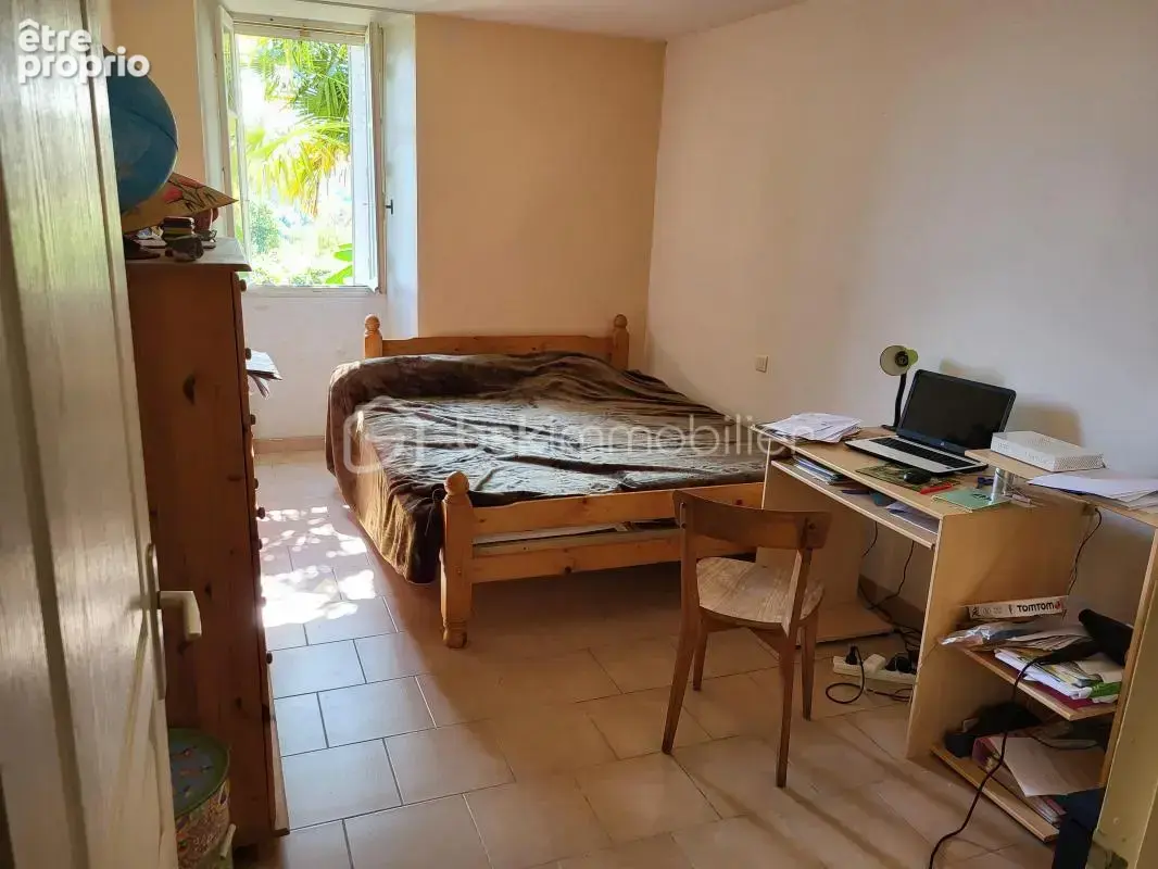 Maison plain-pied de 204 m² avec terrain de 1660 m² - photo 12