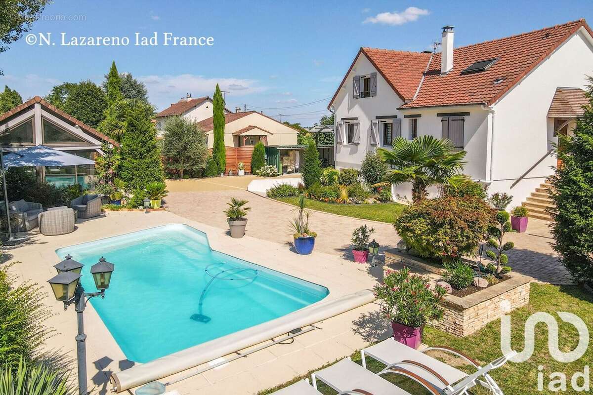 Photo 2 - Maison à MARIGNY-LES-USAGES