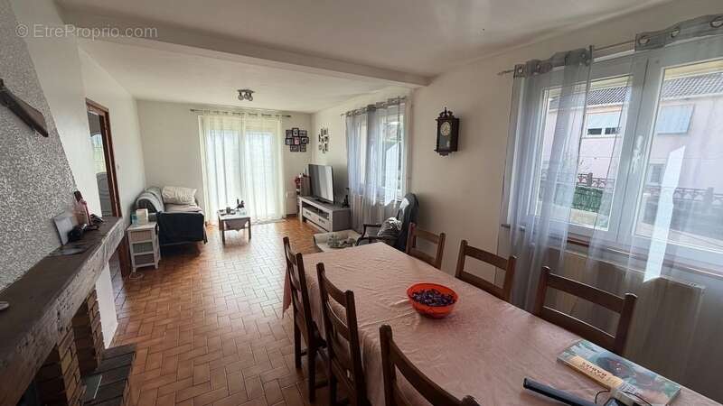 Maison à AUDINCOURT