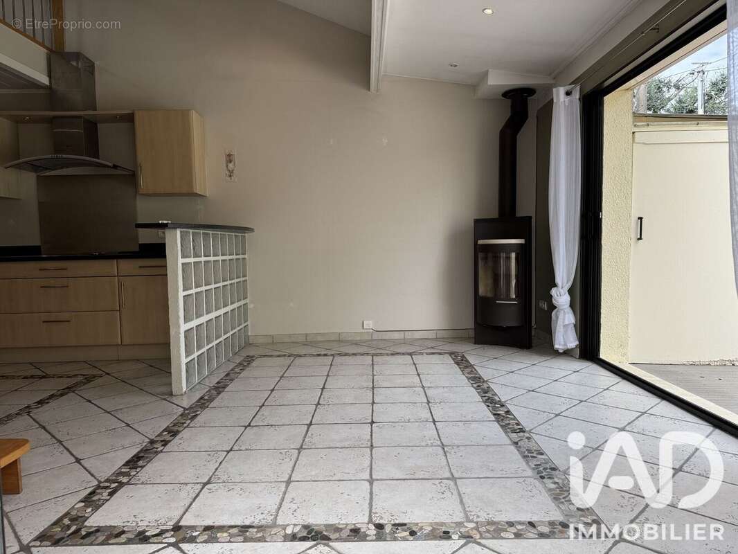 Maison 188 m² à Liverdy-En-Brie  - photo 3