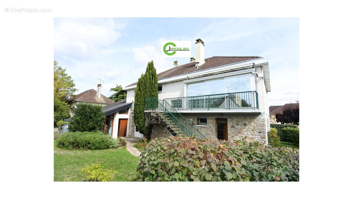 Maison à LA FERTE-BERNARD