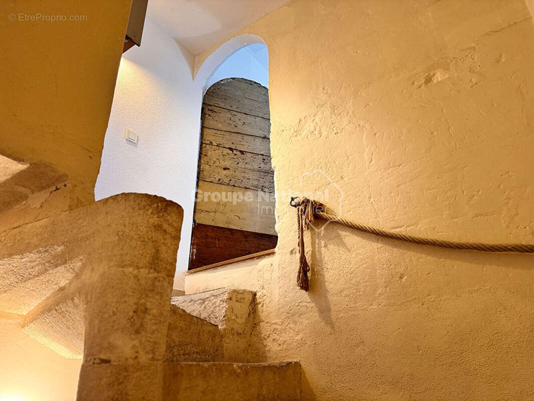 Maison de ville avec 3 chambres - Tarascon - photo 3